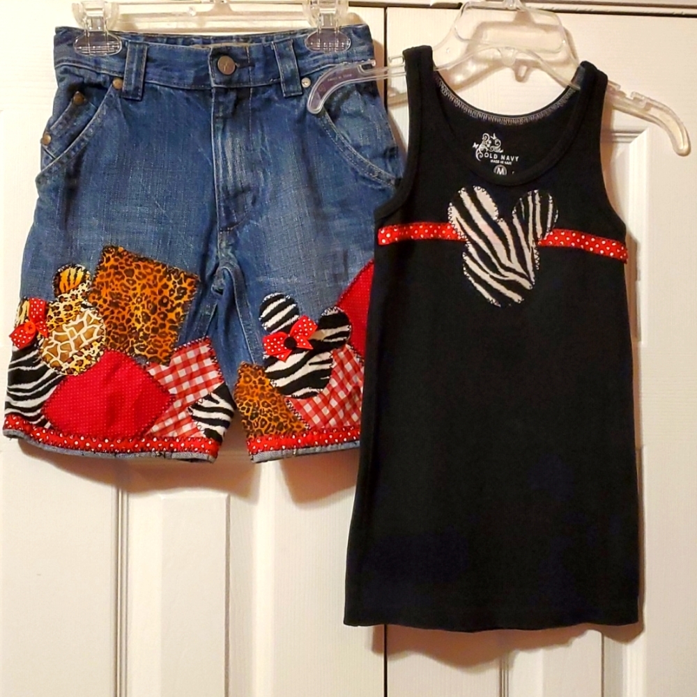 Girl's Disney Mickey Mouse Shorts & Tank Top Set Shorts are 8 Slim Tank is Med - Picture 1 of 3